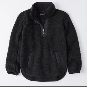 Black A&F Sherpa Pullover